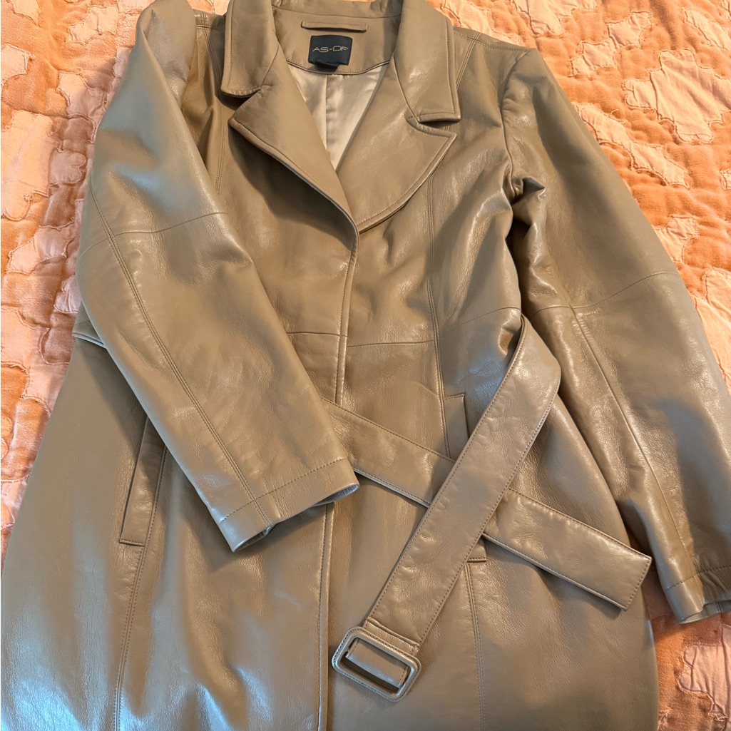 Recycled Leather Chic Women's Tan Trench Coat